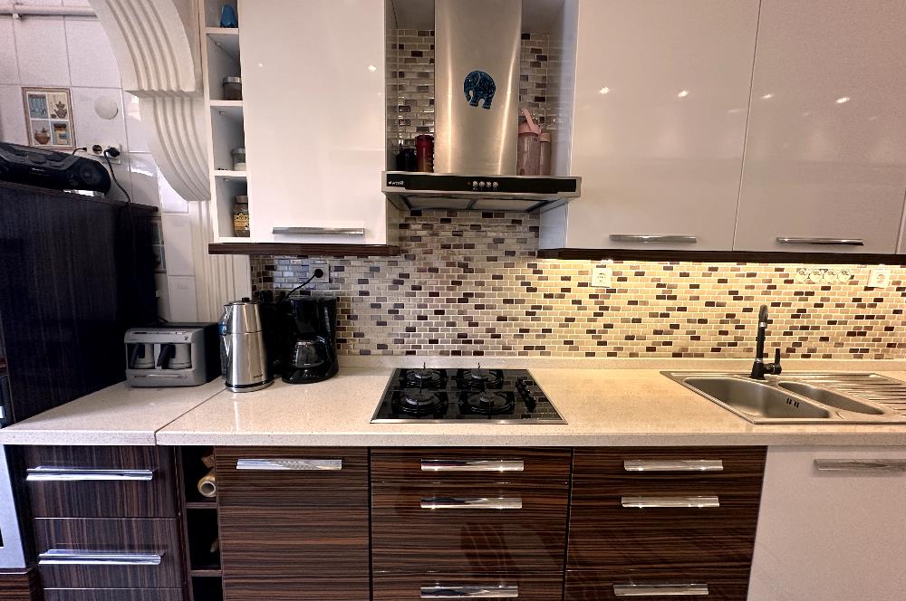 KÜÇÜKYALI'DA MARMARAYA METROYA SAHİLE YAKIN 3+1 SATILIK DAİRE