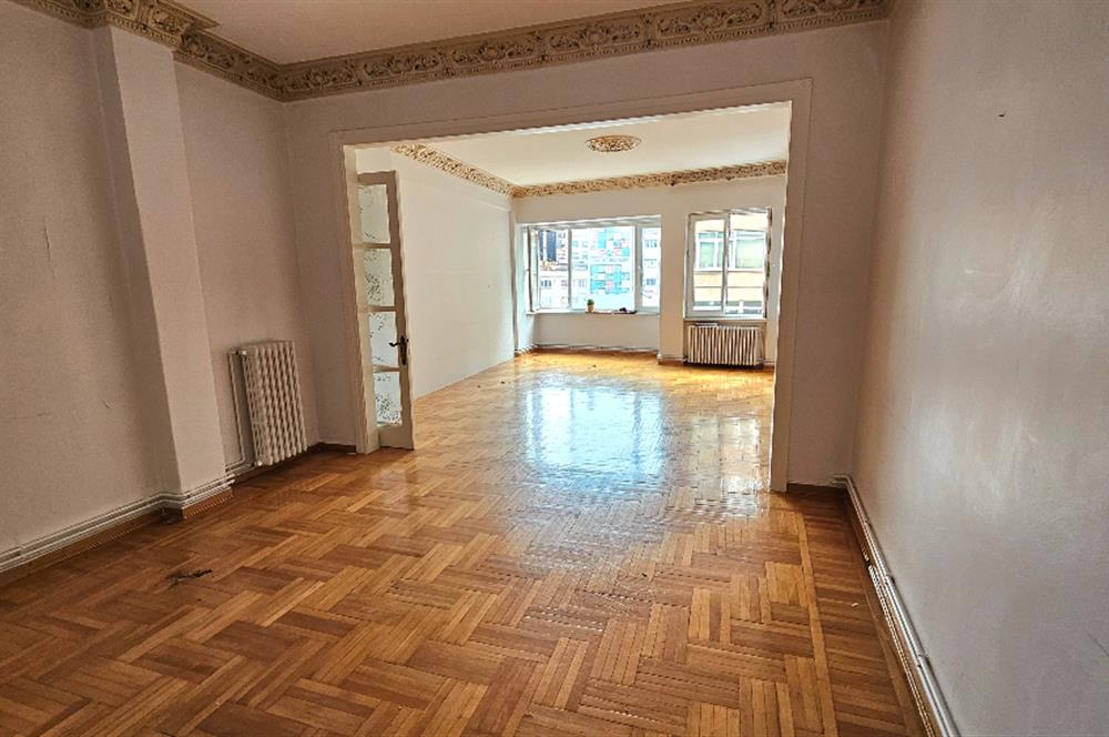 ŞİŞLİ ABİDE-İ HÜRRİYET CADDESİ ÜZERİNDE KİRALIK 3+1 DAİRE