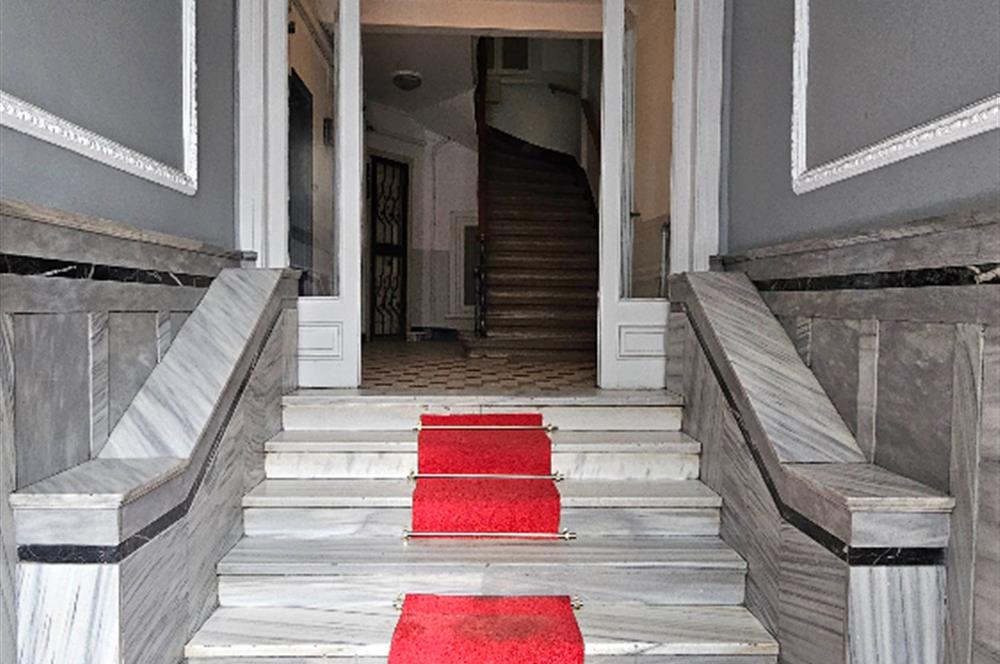 ŞİŞLİ ABİDE-İ HÜRRİYET CADDESİ ÜZERİNDE KİRALIK 3+1 DAİRE