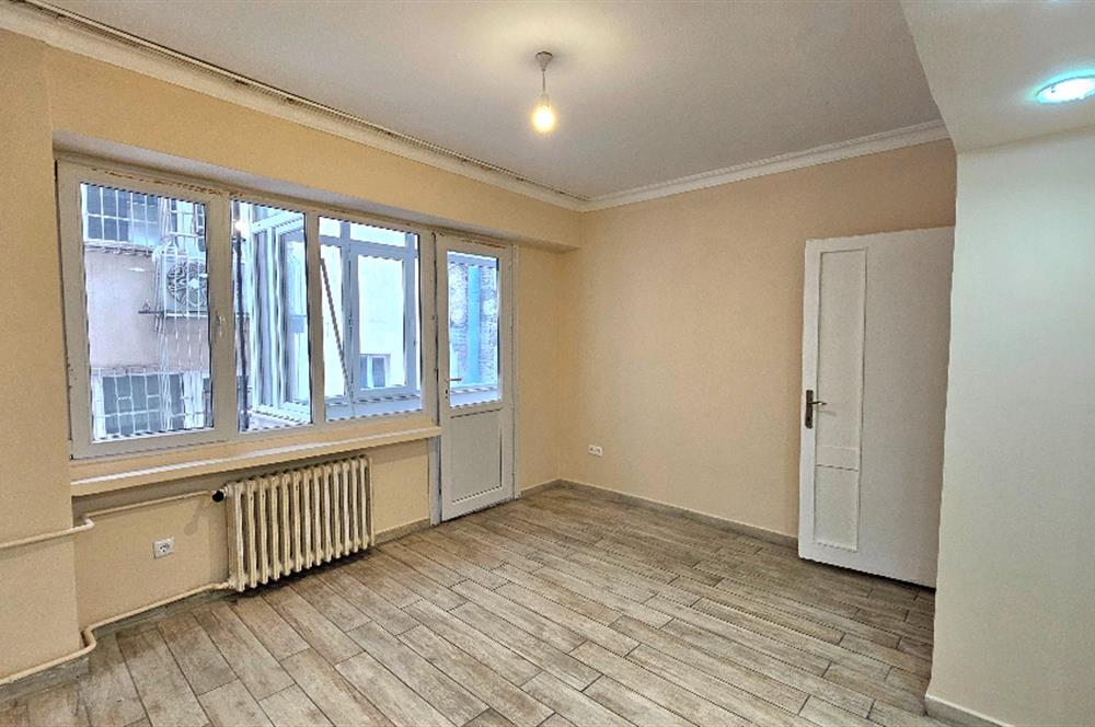 ŞİŞLİ ABİDE-İ HÜRRİYET CADDESİ ÜZERİNDE KİRALIK 4+1 DAİRE