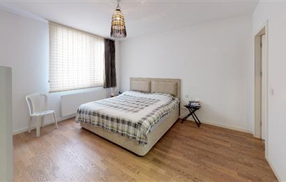 C21'DEN KEMERLİFE 22 SİTESİ'NDE AYDINLIK, FERAH GENİŞ DAİRE