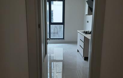 CENTURY 21 BAL GAYRİMENKUL'DEN EMLAK KONUT DEVİRLİ FIRSAT SATIŞ ARAKAT 2+1 