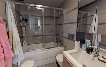 C21'DEN KEMERLİFE 22 SİTESİ'NDE AYDINLIK, FERAH GENİŞ DAİRE