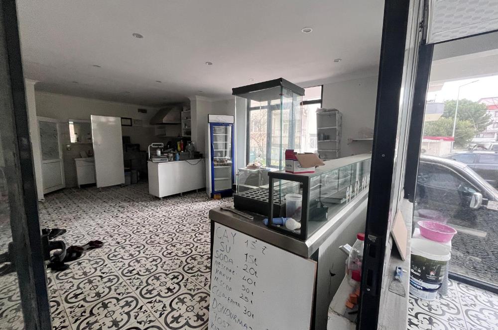 TOYGAR MAH:MİLLET BAHÇESine CEPHE KİRALIK DÜKKAN