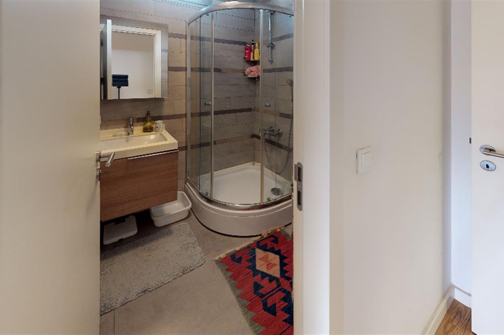 C21'DEN KEMERLİFE 22 SİTESİ'NDE AYDINLIK, FERAH GENİŞ DAİRE