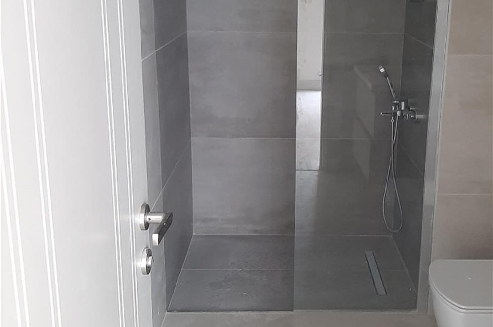 CENTURY 21 BAL GAYRİMENKUL'DEN EMLAK KONUT DEVİRLİ FIRSAT SATIŞ ARAKAT 2+1 