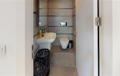 C21'DEN KEMERLİFE 22 SİTESİ'NDE AYDINLIK, FERAH GENİŞ DAİRE