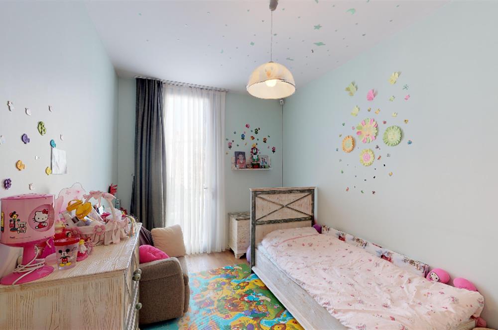 C21'DEN KEMERLİFE 22 SİTESİ'NDE AYDINLIK, FERAH GENİŞ DAİRE