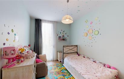 C21'DEN KEMERLİFE 22 SİTESİ'NDE AYDINLIK, FERAH GENİŞ DAİRE