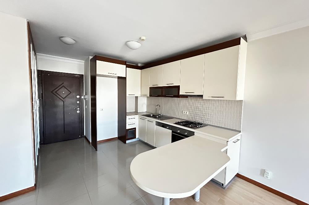 İzmir Karşıyaka Mavişehir kiralık 1+1