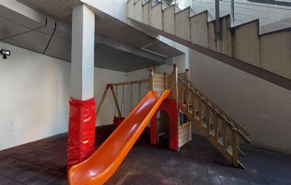 C21'DEN KEMERLİFE 22 SİTESİ'NDE AYDINLIK, FERAH GENİŞ DAİRE