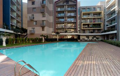 C21'DEN KEMERLİFE 22 SİTESİ'NDE AYDINLIK, FERAH GENİŞ DAİRE