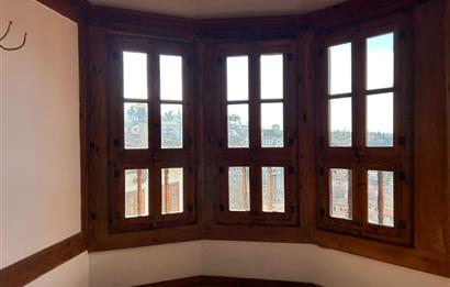 SAFRANBOLU ESKİ ÇARŞIDA RESTORASYONLU, BAHÇELİ SATILIK KONAK