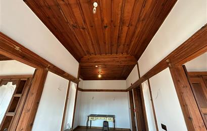 SAFRANBOLU ESKİ ÇARŞIDA RESTORASYONLU, BAHÇELİ SATILIK KONAK