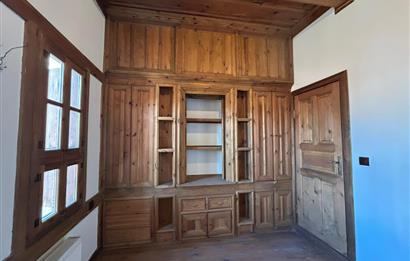 SAFRANBOLU ESKİ ÇARŞIDA RESTORASYONLU, BAHÇELİ SATILIK KONAK