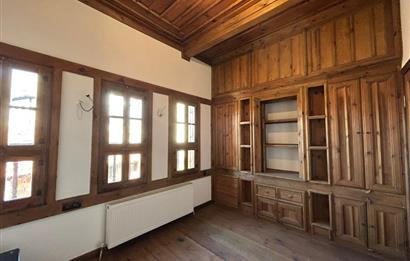 SAFRANBOLU ESKİ ÇARŞIDA RESTORASYONLU, BAHÇELİ SATILIK KONAK