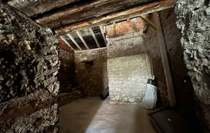 SAFRANBOLU ESKİ ÇARŞIDA RESTORASYONLU, BAHÇELİ SATILIK KONAK