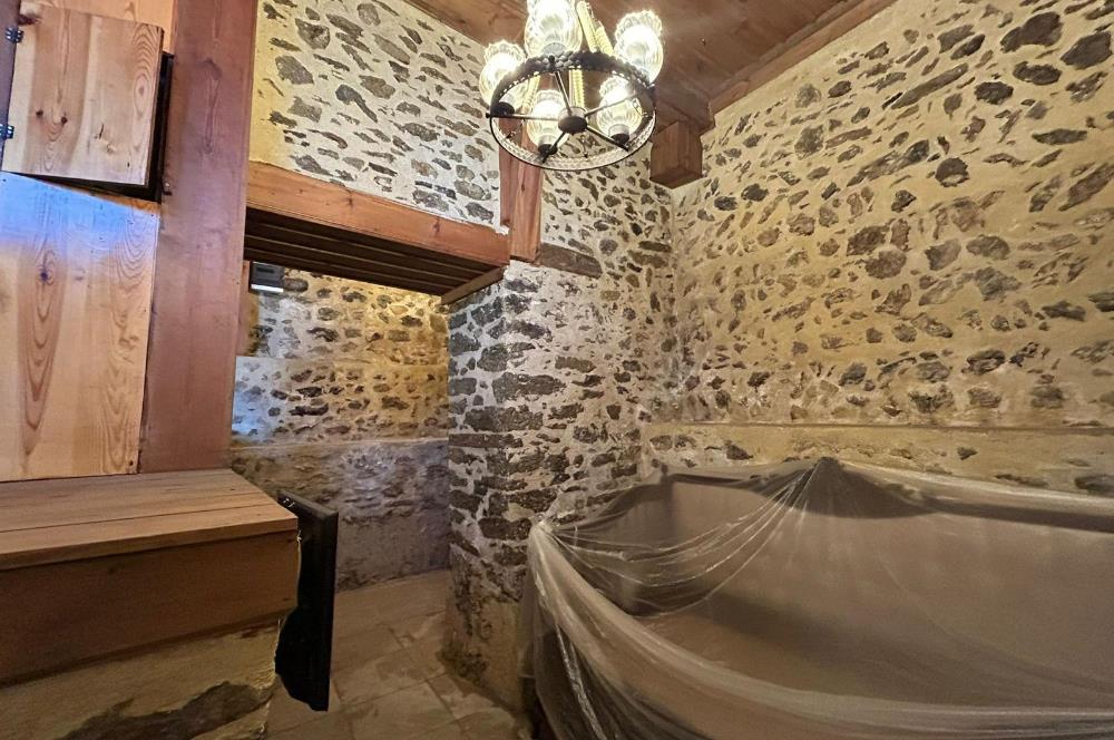 SAFRANBOLUDA TARİHİ SATILIK KONAK ÇARŞIYA YAKIN,MANZARALIBAHÇELİ