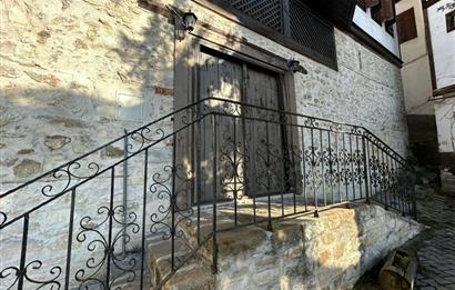 SAFRANBOLUDA TARİHİ SATILIK KONAK ÇARŞIYA YAKIN,MANZARALIBAHÇELİ