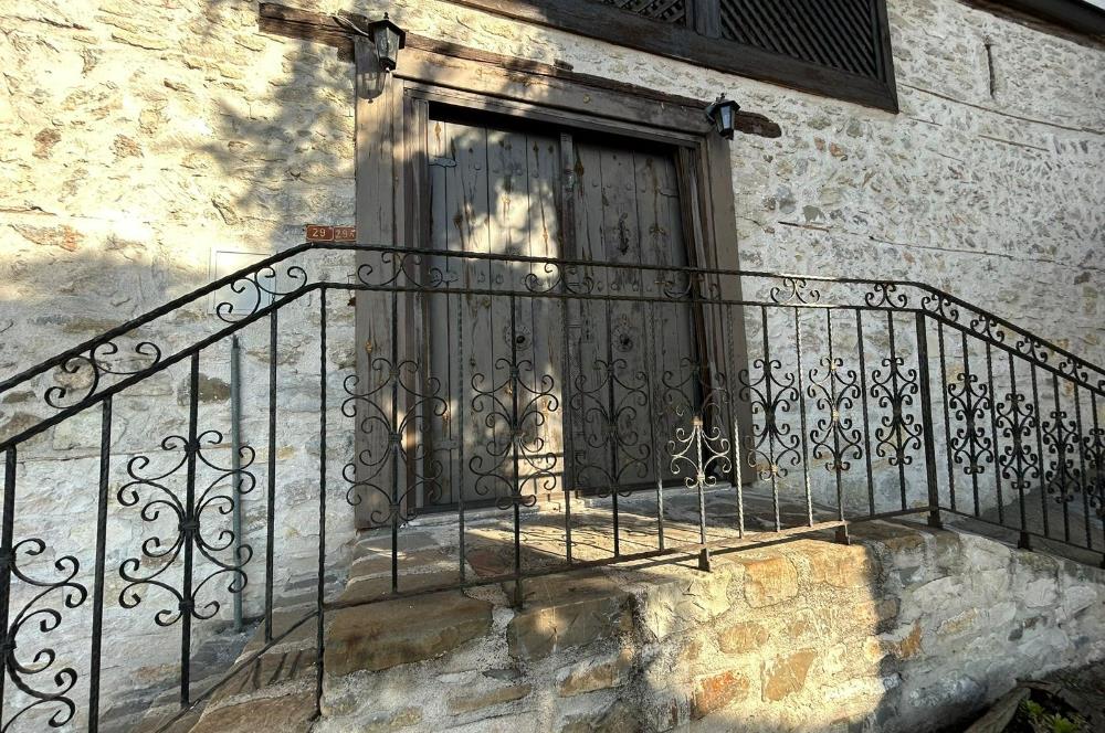 SAFRANBOLUDA TARİHİ SATILIK KONAK ÇARŞIYA YAKIN,MANZARALIBAHÇELİ