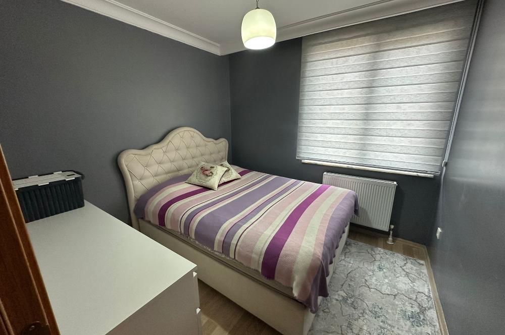 KARTAL PETROL İŞ MAHALLESİ'NDE KULLANIŞLI 2+1 SATILIK DAİRE