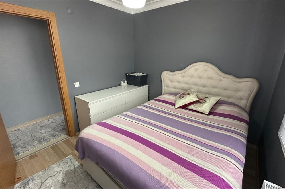 KARTAL PETROL İŞ MAHALLESİ'NDE KULLANIŞLI 2+1 SATILIK DAİRE