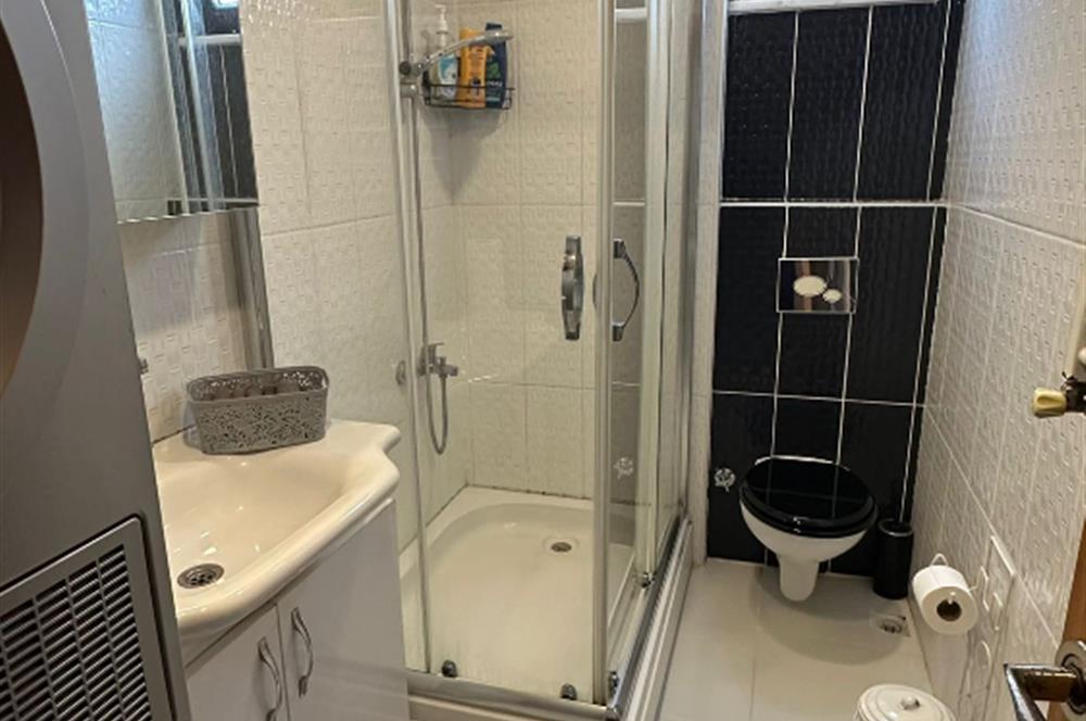 KARTAL PETROL İŞ MAHALLESİ'NDE KULLANIŞLI 2+1 SATILIK DAİRE