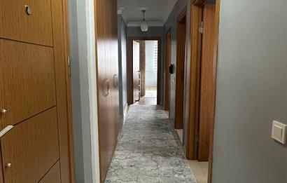 KARTAL PETROL İŞ MAHALLESİ'NDE KULLANIŞLI 2+1 SATILIK DAİRE