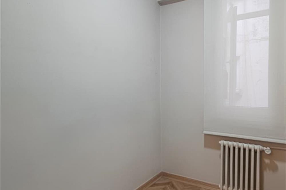 NİŞANTAŞI VALİKONAĞI CADDESİNDE 4+1 KİRALIK DAİRE