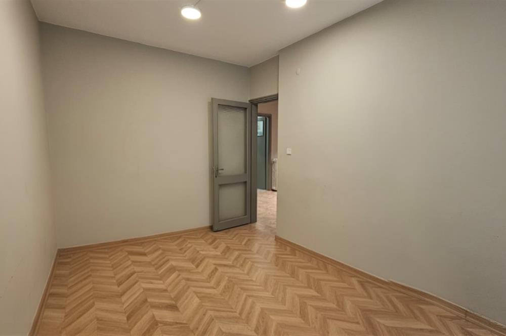 NİŞANTAŞI VALİKONAĞI CADDESİNDE 4+1 KİRALIK DAİRE