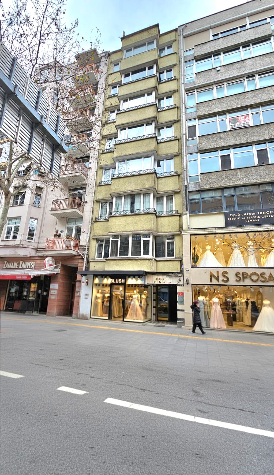 NİŞANTAŞI VALİKONAĞI CADDESİNDE 4+1 KİRALIK DAİRE