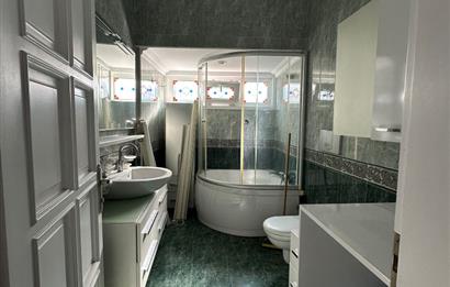 Kuzguncuk'ta Muhteşem Boğaz Manzaralı Kiralık Daire