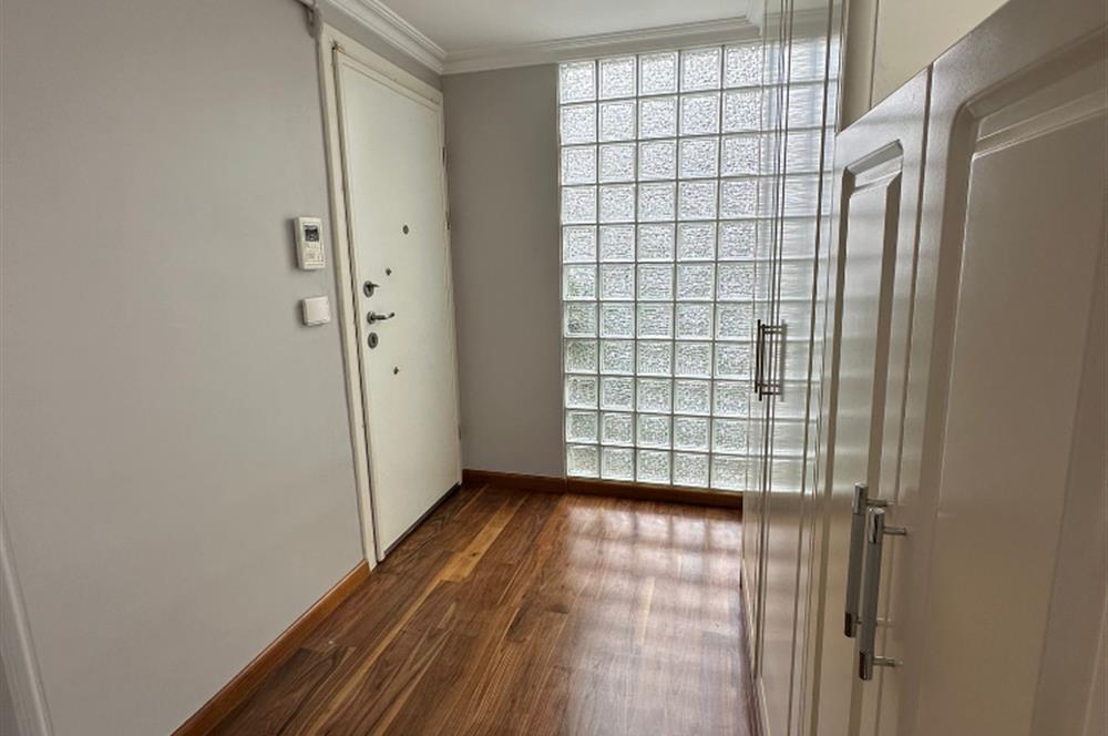 Kuzguncuk'ta Muhteşem Boğaz Manzaralı Kiralık Daire