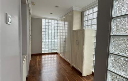 Kuzguncuk'ta Muhteşem Boğaz Manzaralı Kiralık Daire