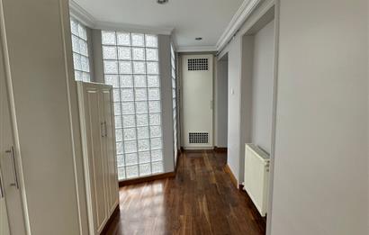 Kuzguncuk'ta Muhteşem Boğaz Manzaralı Kiralık Daire