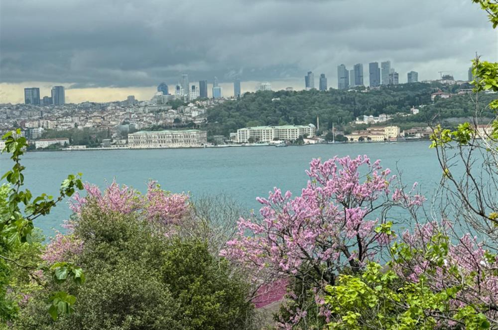 Kuzguncuk'ta Muhteşem Boğaz Manzaralı Kiralık Daire