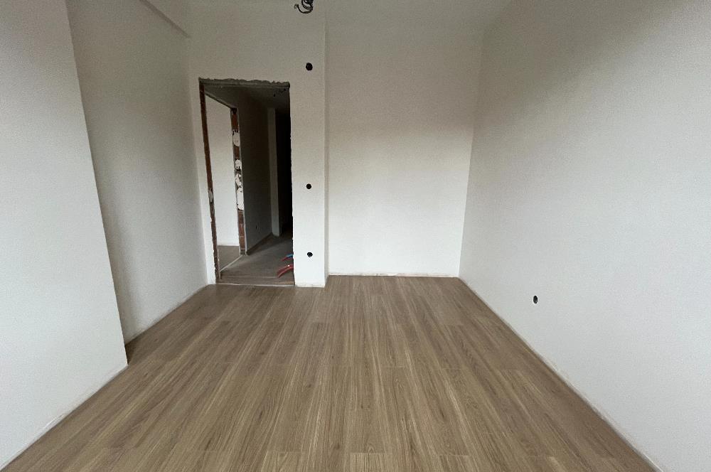 KÜÇÜKYALI'DA MERKEZİ KONUMDA DENİZ MANZARALI LÜX 2+1 DUBLEKS