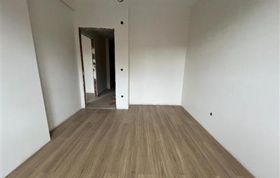 KÜÇÜKYALI'DA MERKEZİ KONUMDA DENİZ MANZARALI LÜX 2+1 DUBLEKS