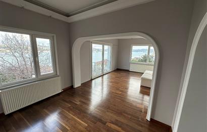 Kuzguncuk'ta Muhteşem Boğaz Manzaralı Kiralık Daire