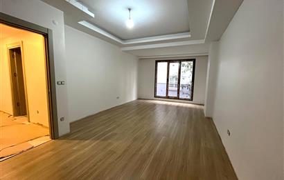 KÜÇÜKYALI'NIN MERKEZİNDE O BİNADA ARA KAT LÜX 2+1