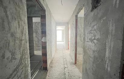 ALTINTEPE'DE K.OTOPARKLI-ARAKAT BALKONLU LÜX 2+1