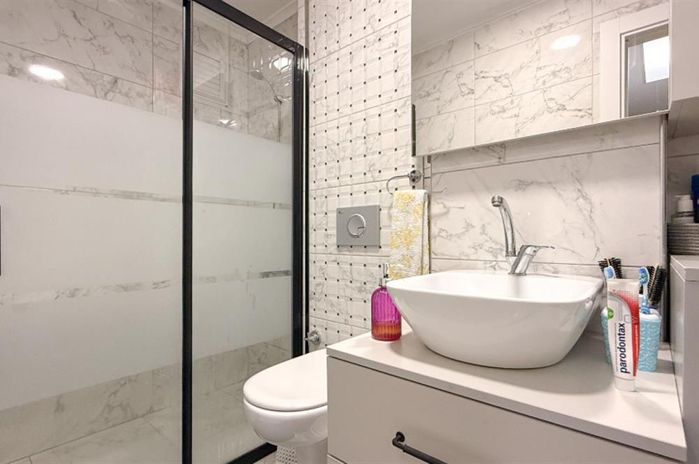 Century21 Bal 'dan GOP'ta 2+1 Satılık Daire.