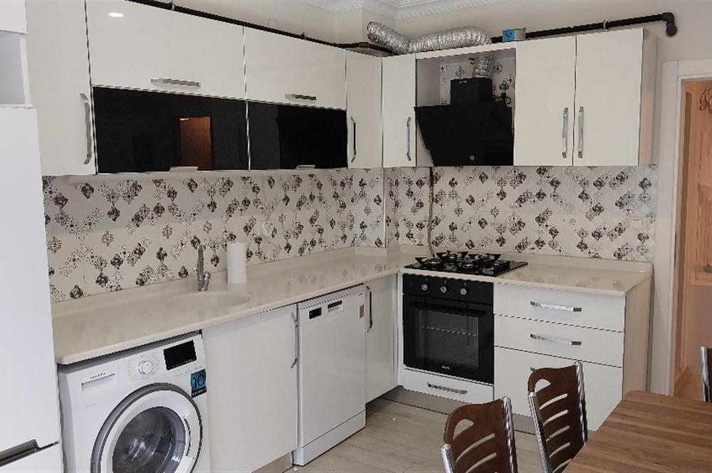 BATIKENT'TE 2+1 ARAKAT KOMBİLİ ASANSÖRLÜ EŞYALI DAİRE