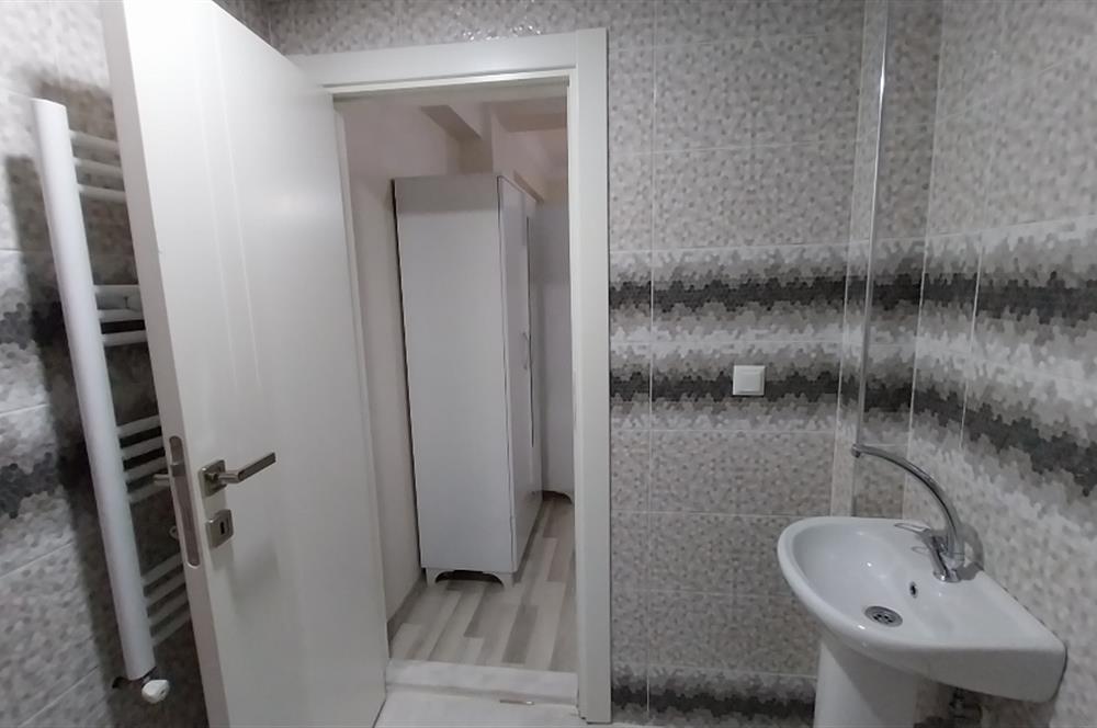 BATIKENT'TE 2+1 ARAKAT KOMBİLİ ASANSÖRLÜ EŞYALI DAİRE