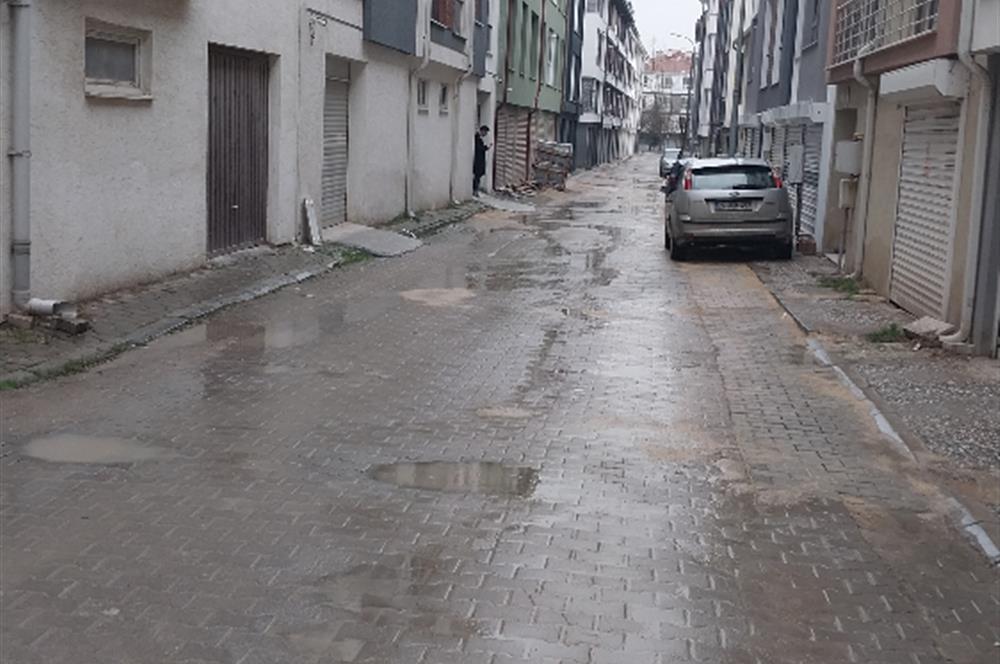 BATIKENT'TE 2+1 ARAKAT KOMBİLİ ASANSÖRLÜ EŞYALI DAİRE