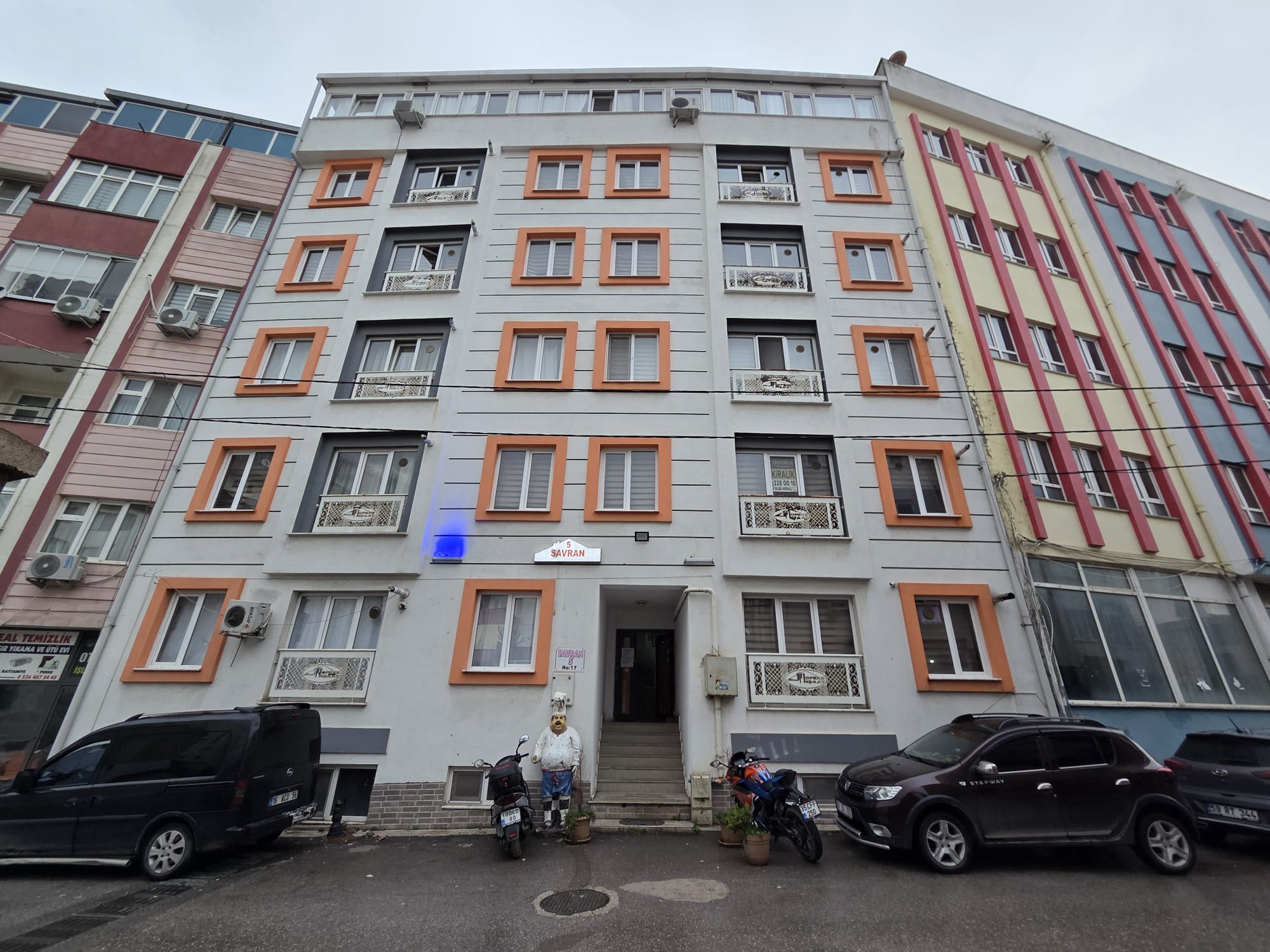 C21 BAL'DAN ÇARŞI MERKEZ HİLTON YAKINI KİRALIK EŞYALI 2+1 DAİRE