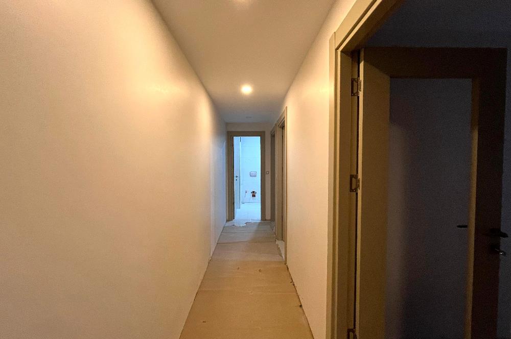 KÜÇÜKYALI'NIN MERKEZİNDE O BİNADA ARA KAT LÜX 2+1