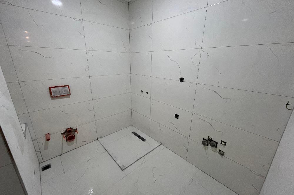 KÜÇÜKYALI'NIN MERKEZİNDE O BİNADA ARA KAT LÜX 2+1