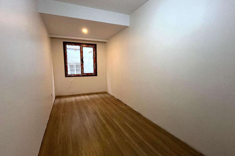 KÜÇÜKYALI'NIN MERKEZİNDE O BİNADA ARA KAT LÜX 2+1