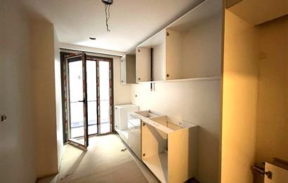 KÜÇÜKYALI'NIN MERKEZİNDE O BİNADA ARA KAT LÜX 2+1